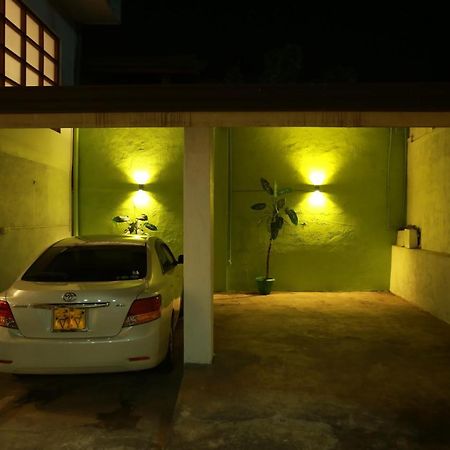 Kandyan Fo Rest Extérieur photo
