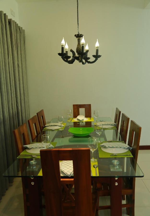 Kandyan Fo Rest Extérieur photo