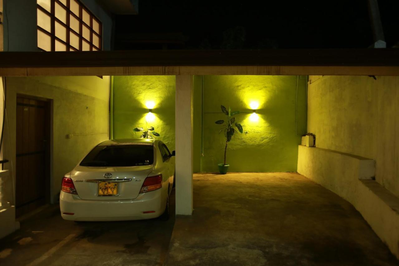 Kandyan Fo Rest Extérieur photo