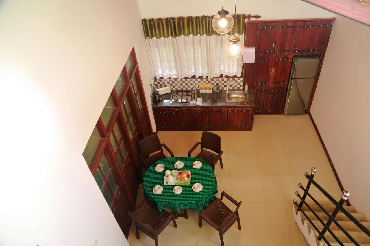 Kandyan Fo Rest Extérieur photo