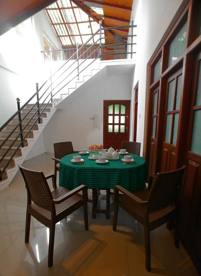 Kandyan Fo Rest Extérieur photo