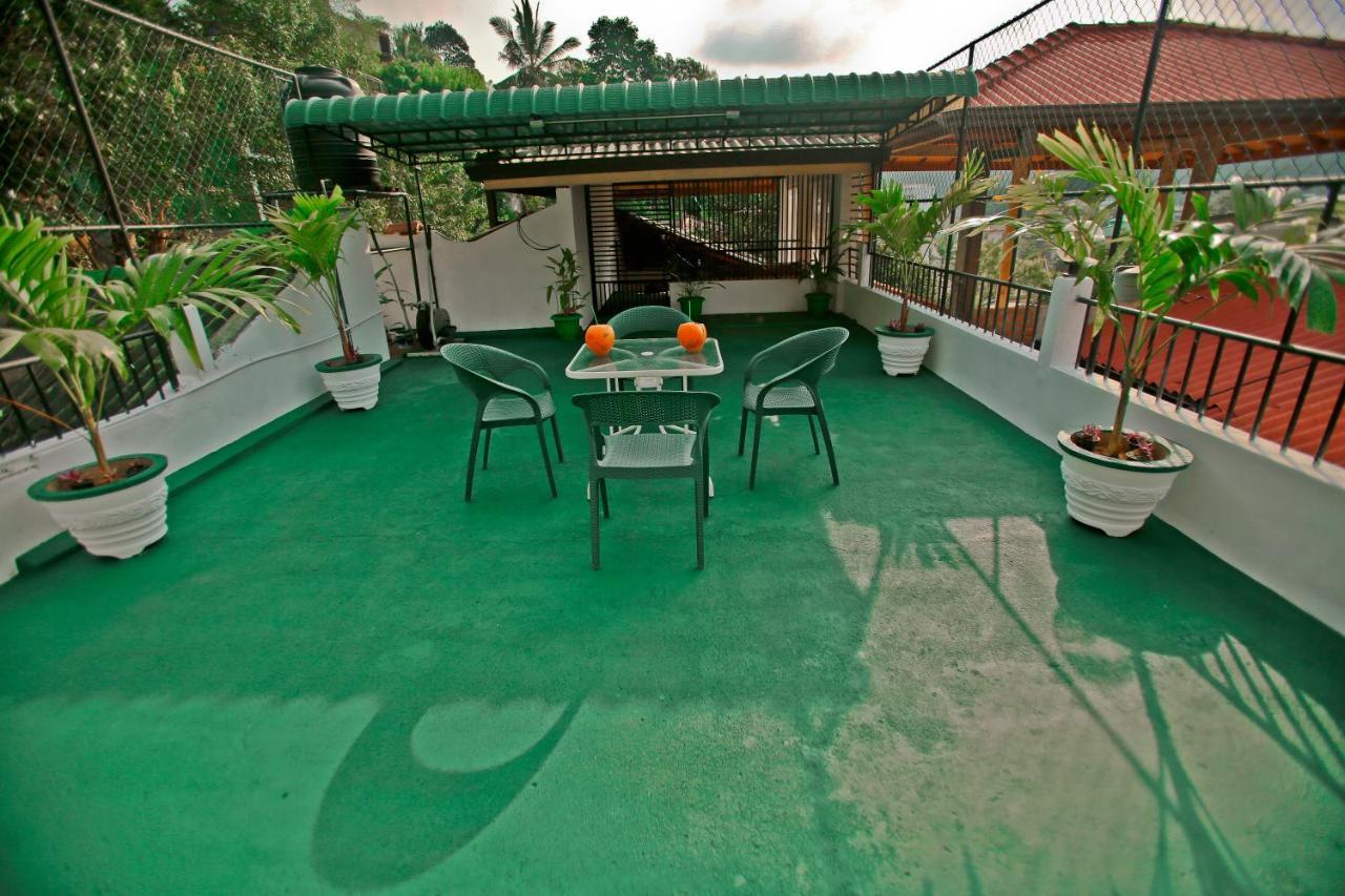 Kandyan Fo Rest Extérieur photo