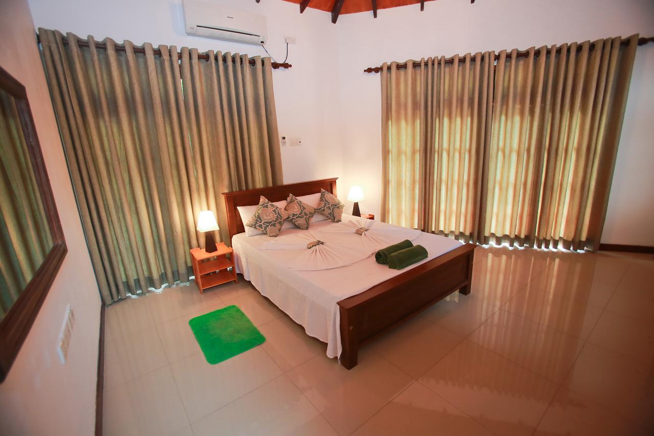 Kandyan Fo Rest Extérieur photo