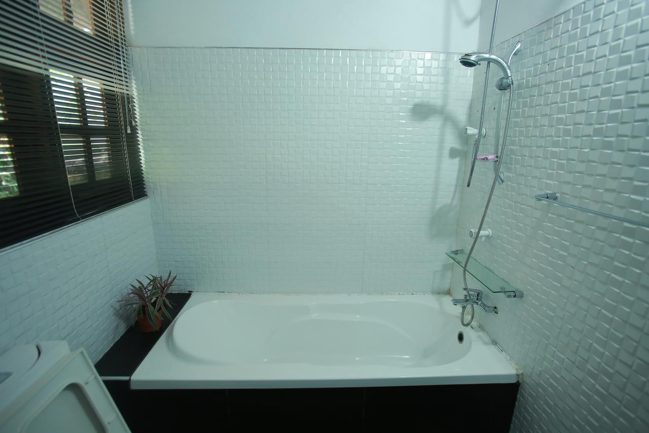 Kandyan Fo Rest Extérieur photo