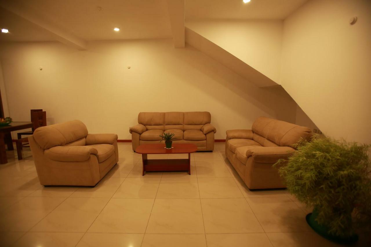 Kandyan Fo Rest Extérieur photo